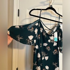 Strappy, cold shoulder floral green summer shirt. New with tags!